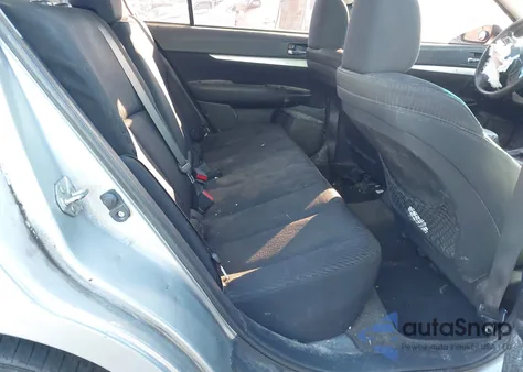 2012 Subaru Legacy 2.5I z USA, uszkodzony, nr VIN 4S3BMBA63C3002680